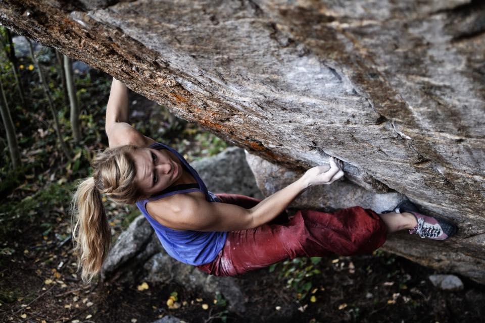 Mina Bouldering