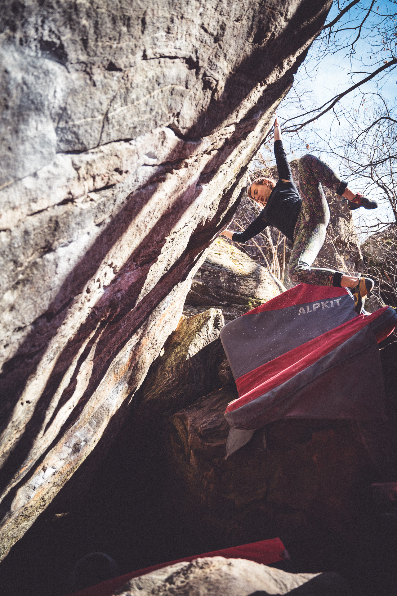 Zofia Reych Bouldering