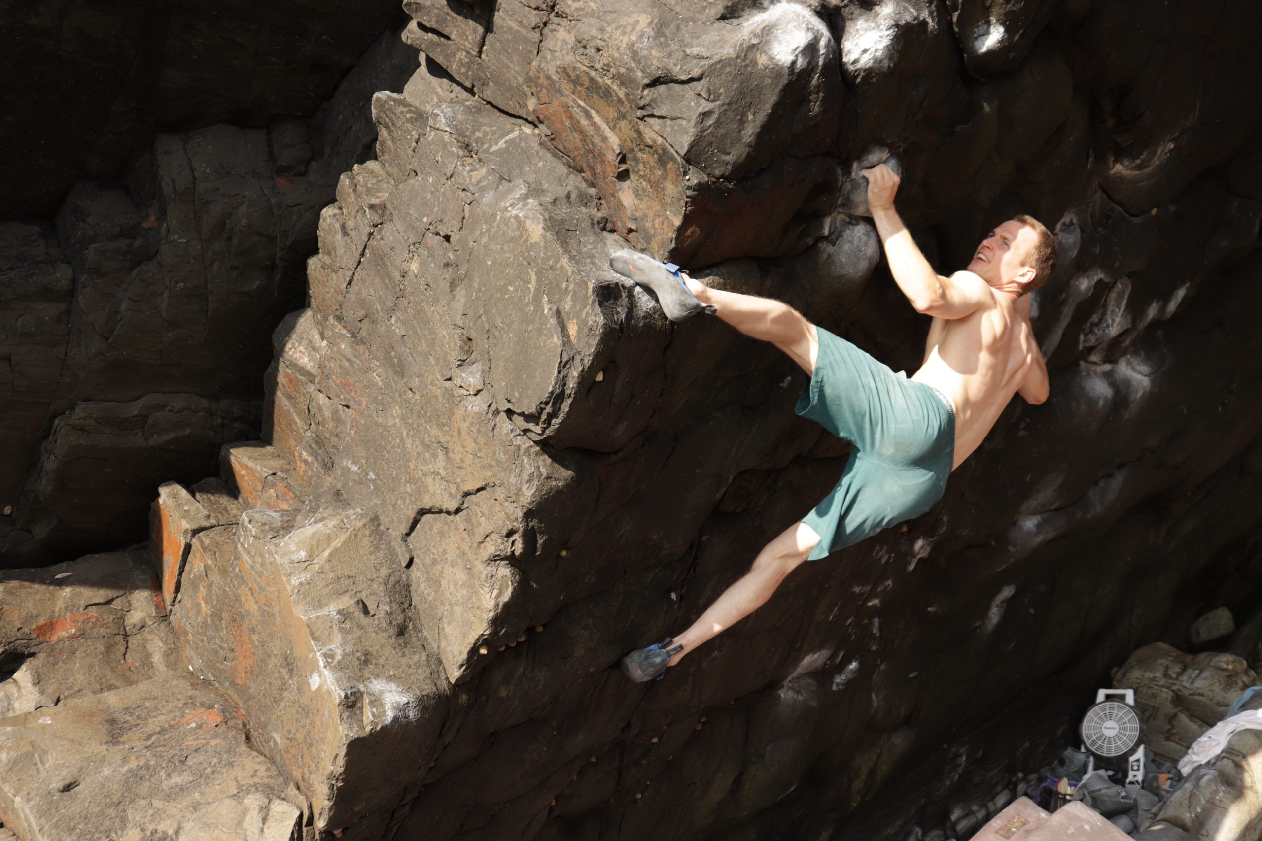 Jonny Bouldering